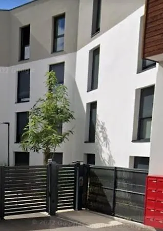 Appartement Neuf Et Sécurisé Proche Centre-ville Et Yschool Arrivée Autonome Possible *